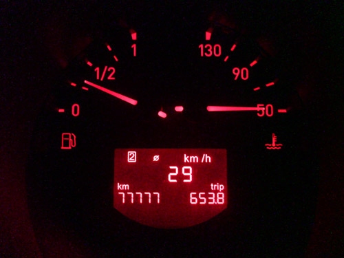 Hier wird die Durchschnittsgeschwindigkeit seit dem letzten BC Reset für die beiden Speicher angezeigt. Durchschnittsgeschwindigkeit.