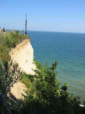 Der Weg oben an der Steilküste 