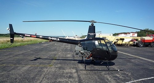 Helikopter Robinson R22. 
