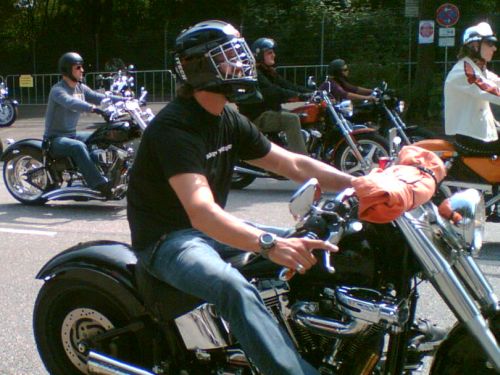 Biker mit Gitter-Visier. Biker mit Gitter-Visier.