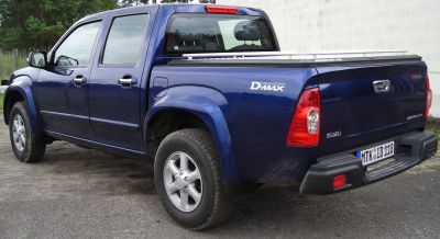 blauer Isuzu D-Max Pickup. 
