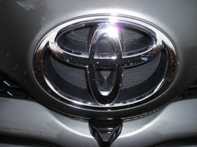 Toyota-Nase mit Seitenblickkamera. Toyota-Nase mit Seitenblickkamera.