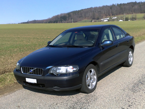 Der Volvo S60 2.4T AWD meines Vaters. 