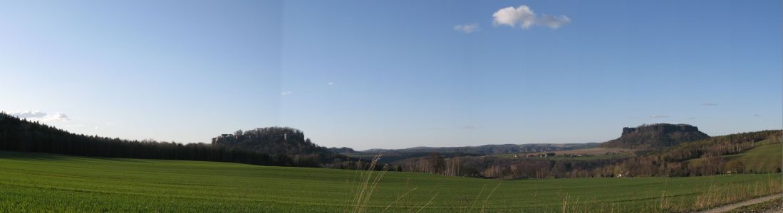 Panorama mit Königsstein und Lilienstein. Panorama Lilienstein - Königsstein.