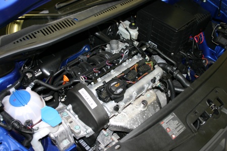 Motor des Caddys ohne Abdeckung. 