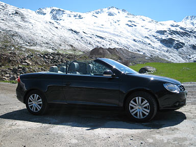 Schnee in Sicht auf dem Ofenpass. 