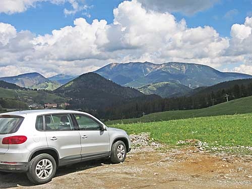 Mein Tiguan ist in der Slowakai in Donovaly auf 1.000 m Höhe in der Tatra. Der Tiger auf 1.000 m Höhe in der Tatra in Donovaly/Slowakai.