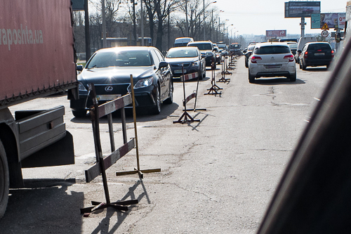 Fahrspurtrennung. Fahrspurtrennung.