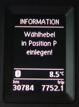 Warnanzeige beim Öffnen der Fahrertür. Warnanzeige beim Öffnen der Fahrertür.