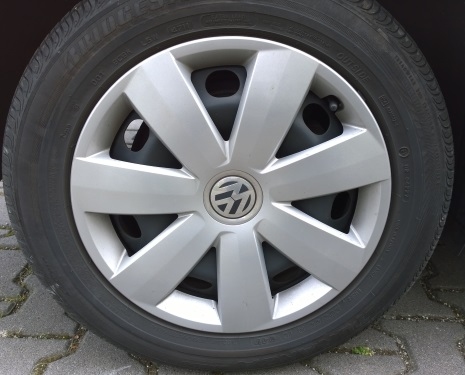 Sommerreifen mit Blende. Sommerreifen mit Blende.