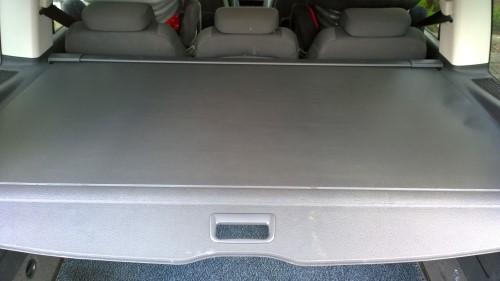 Gepäckraumabdeckung. Gepäckraumabdeckung.