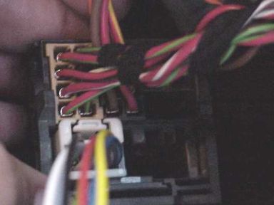 Angeschlossener Connects2-Adapter. Angeschlossener Connects2-Adapter.