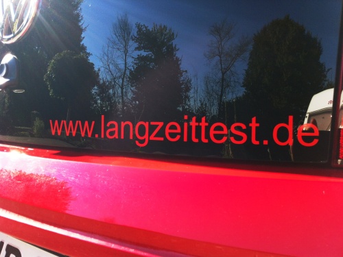 Aufkleber Langzeittest. Schriftzug Langzeittest.